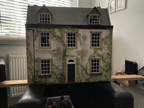 Vintage Dolls House and Accessories - Picture 1 of 12