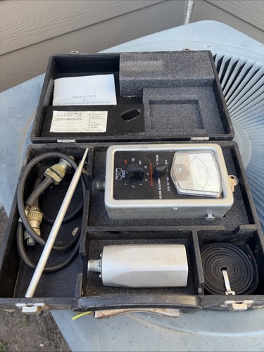 IRD Mechanalysis Model 306 Vibrationsmessgerät mit Sensor + Handbücher & Koffer / 2 Schlüssel
