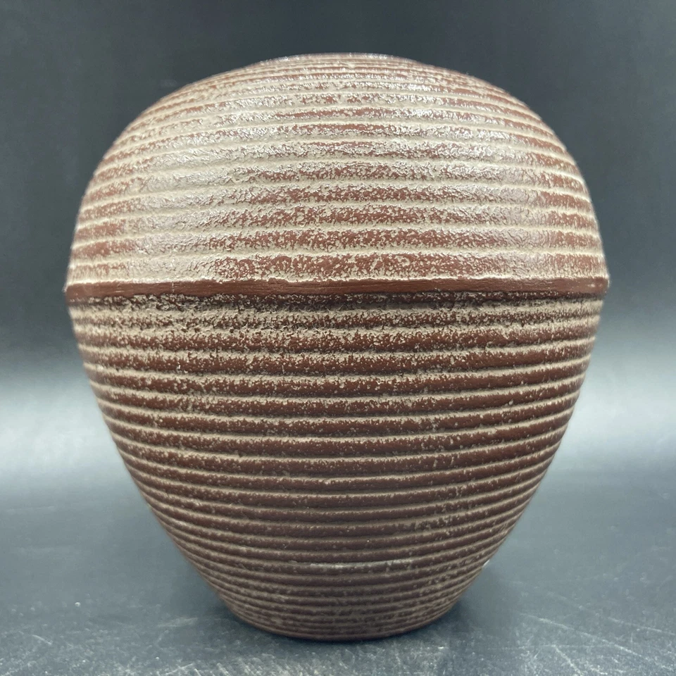 Antique Japanese cast iron Tetsubin pot 4 inches Foto 3 de 4