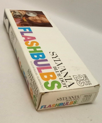 SYLVANIA Blue DOT Press 25 clear FLASH bulbs WITH box