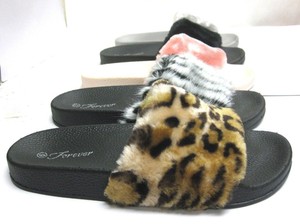 rihanna fluffy slides