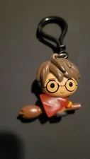 Harry Potter Series One Bag Tag Flying On Broomstick Key Clip Keychain Collector
