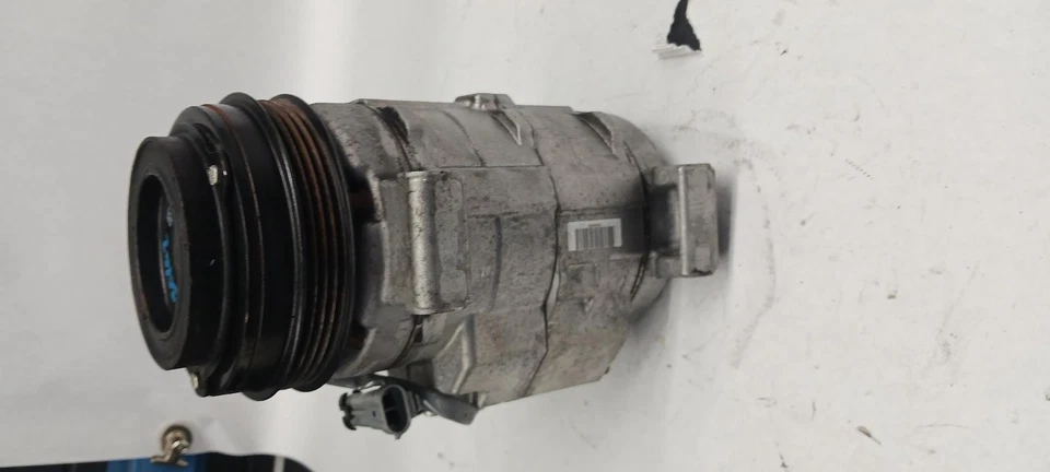 2022 GMC SAVANA 2500 VAN AC Compressor 6k miles OEM 22 - Изображение 3 из 4