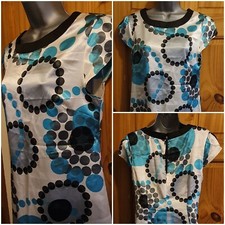 Lipsy silky feel cool geometric dress, Size M/L. Pre-loved in great condition.
