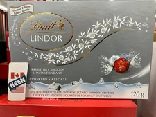 Lindt LINDOR Silver Holiday Assorted Chocolate Truffles, 120 g Box, Exp:2026AL