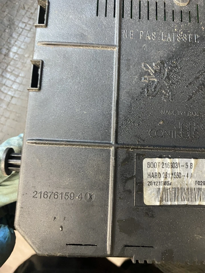 PEUGEOT 307 2004-2009 BODY CONTROL MODULE BCM 21676159-4 - Image 2 of 2