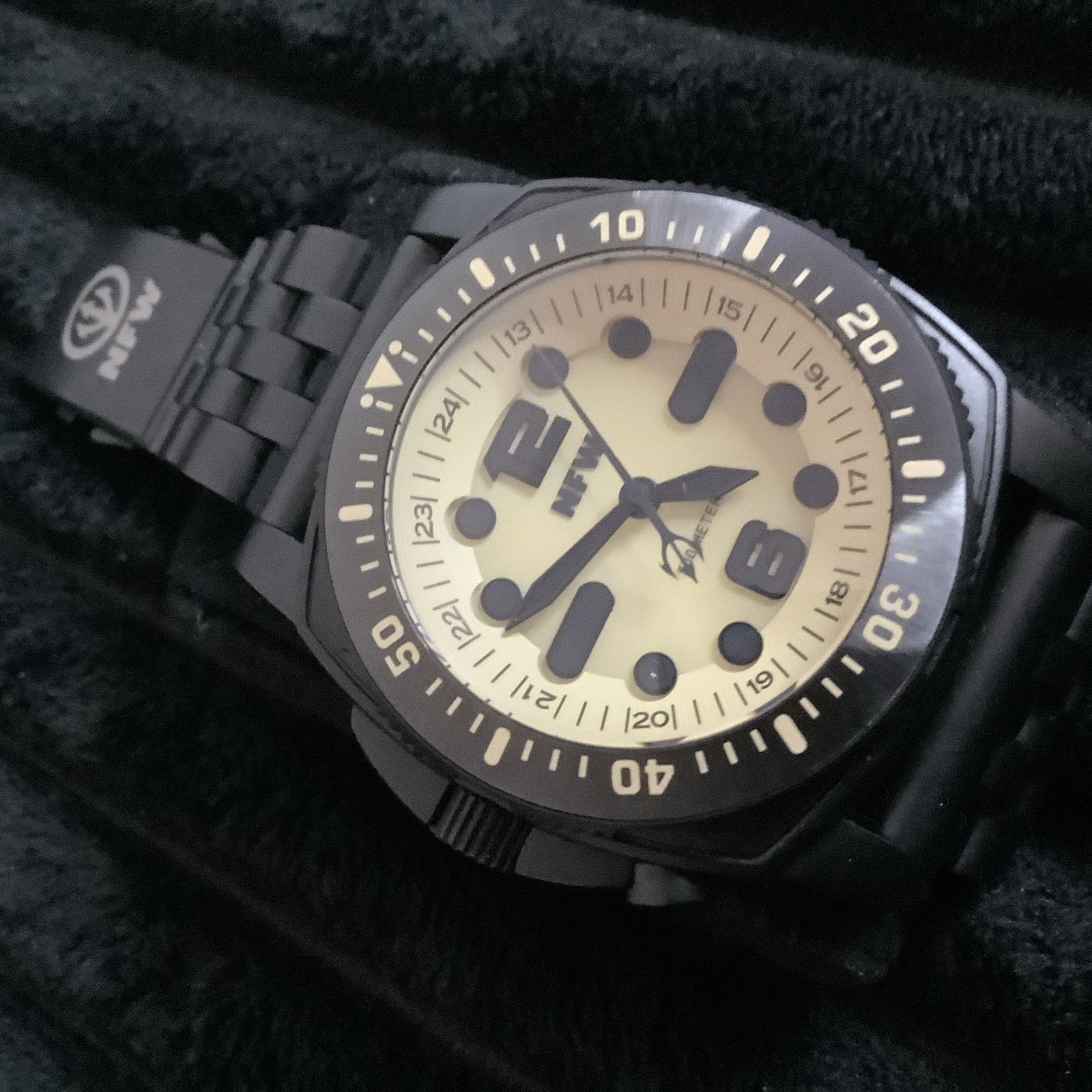 hand. NFW Diver second Trident Shumate - vintagewatches.pk