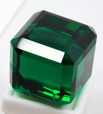 HUGE Certified 205.75 Ct Natural Tsavorite Green Garnet Cube Cut Gemstone