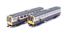 Dapol 2D-142-008 Class 142 Regional Railways Red/Grey/White DMU 142038