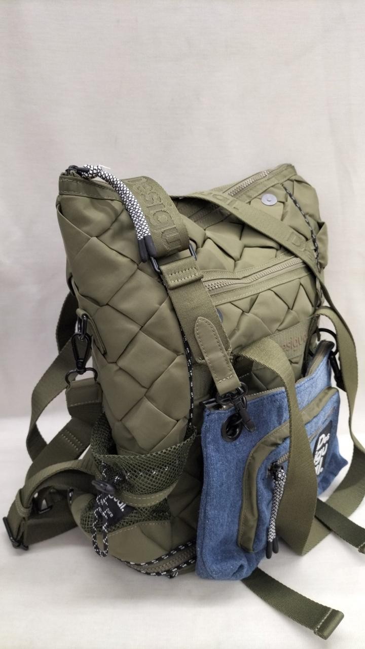 Backpack Model Number Multi position Voyager Desi… - image 2