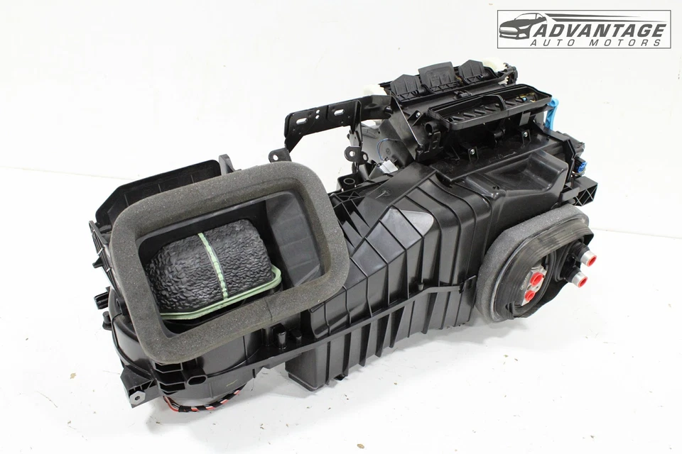 2015-2018 AUDI Q3 QUATTRO HVAC AC CLIMATE HEATER BLOWER MOTOR HOUSING BOX OEM - Image 3 of 4