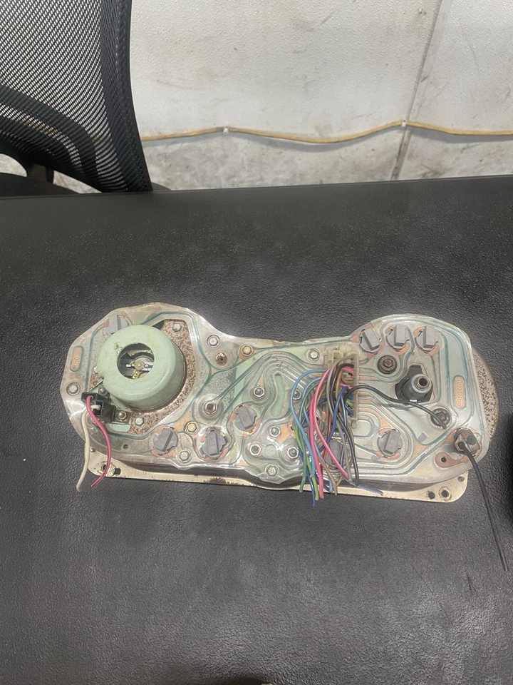 Pontiac Firebird/T/a 1977-1981 velocímetro (reloj de trabajo) Foto 2 de 2