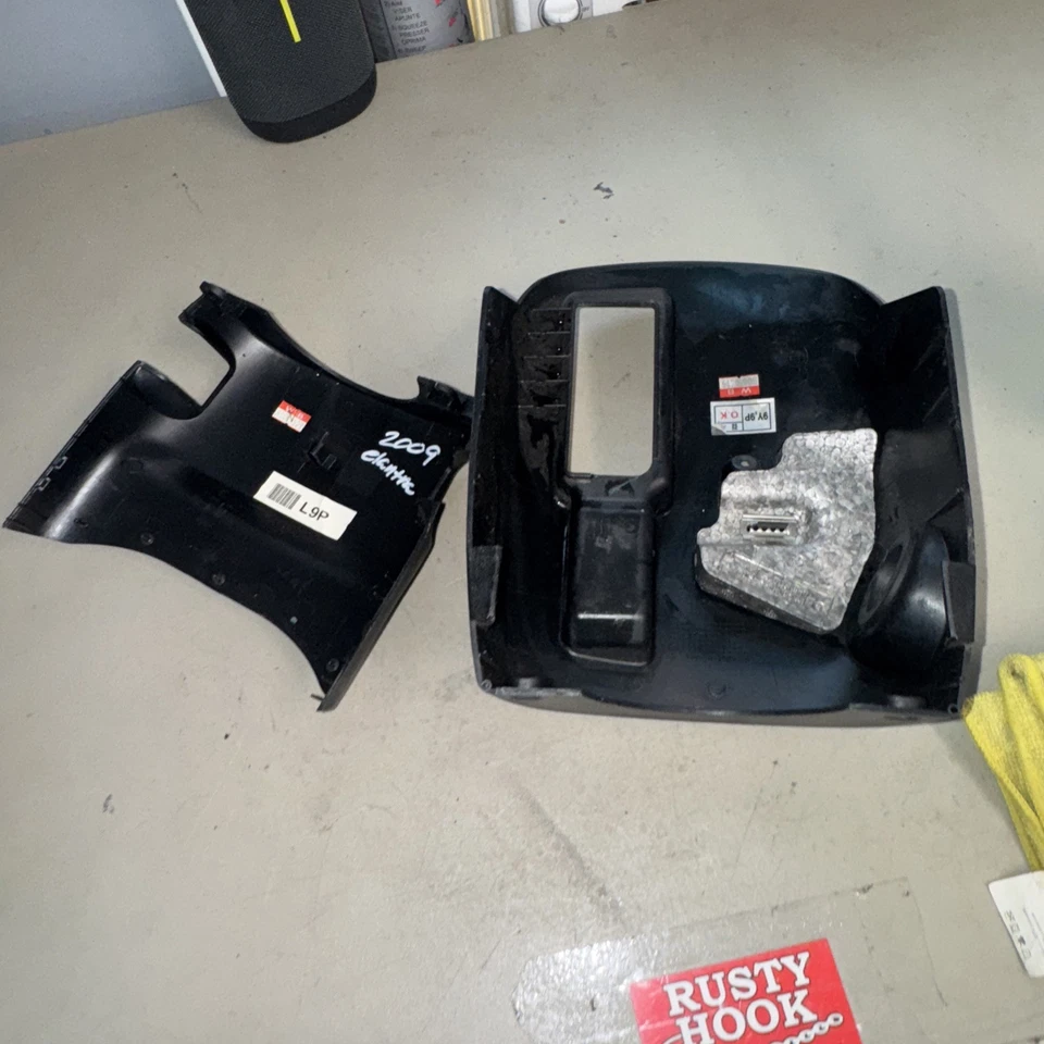 2009 Hyundai Elantra Steering Column Cowl Trim Panel 848522R000 - Изображение 3 из 4