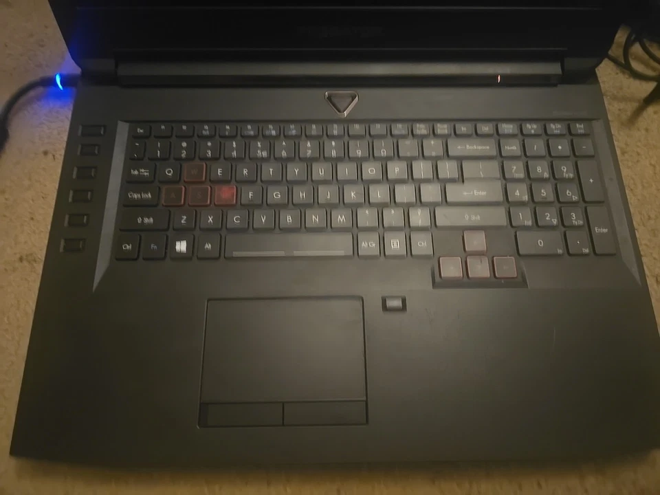 Acer Predator 17 G9-791 I7 6700HQ (Leia a Descrição) - Imagem 2 de 4