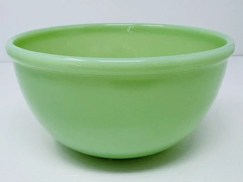 Vintage Fire King JADEITE Green Milk Glass Nesting Mixing Bowls 7"