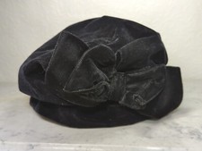 Vintage Velvet Hat Black Bow Glamour Bucket Turban 40s 50s