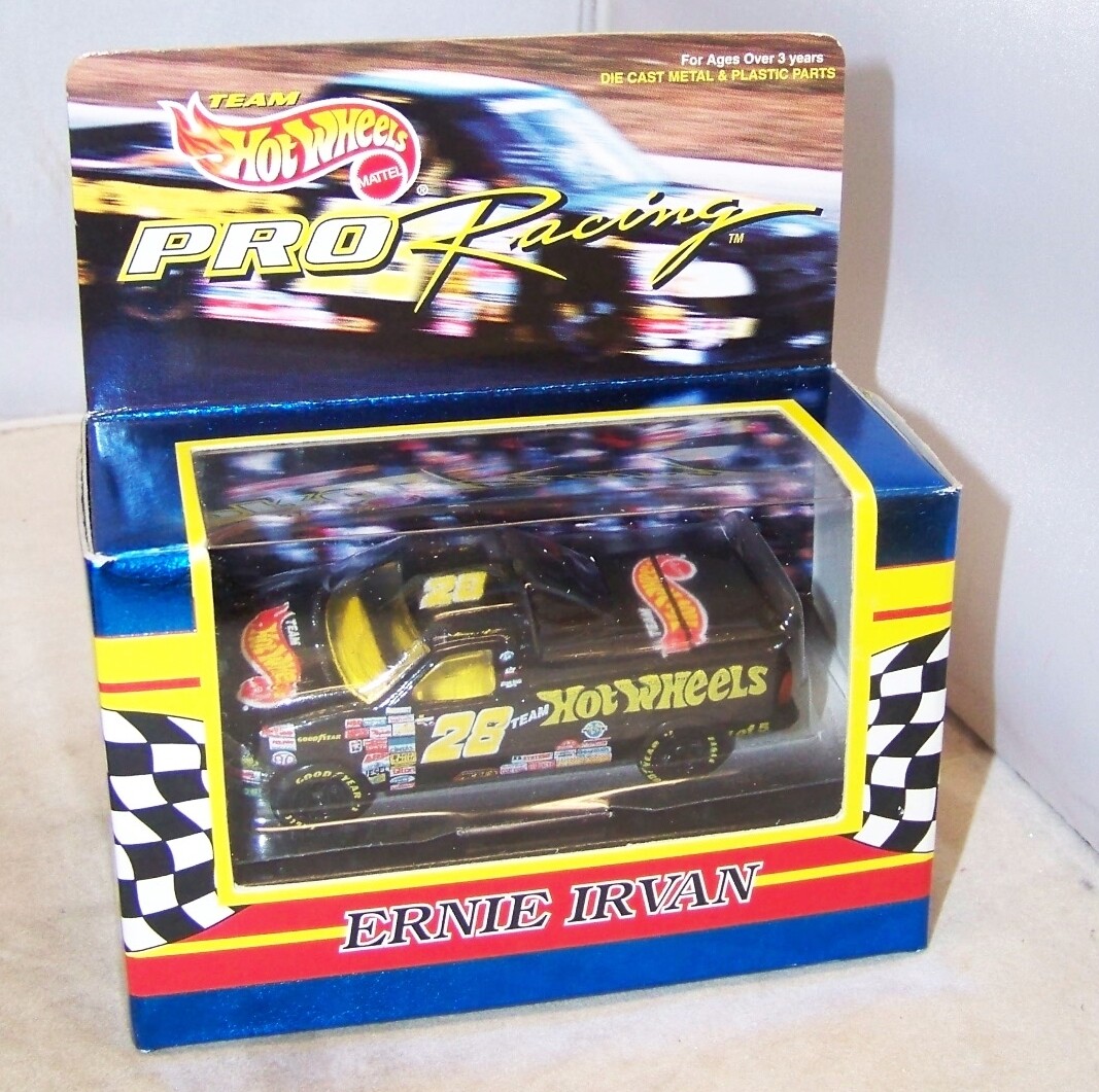 ホットウィール PRO RACING 1997年エディション NASCAR 1997 Hot Wheels NASCAR Pro Racing 1st Edition Short Track