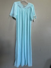 Shadowline Sz Small Nightgown Short Sleeve Sea Foam Nylon Gown NWT Vintage