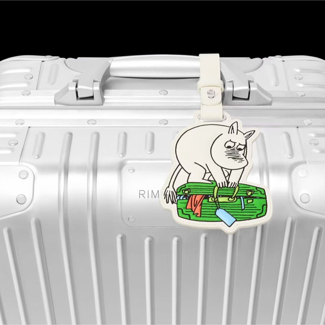 RIMOWA x MOOMIN Japan Exclusive LE Luggage Charm / Tag New RIMOWA x MOOMIN Japan Exclusive LE Luggage Charm / Tag New