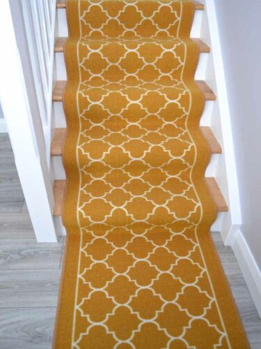 Stair Carpets Very Long Narrow Gold Cream Stair Runner Rugs Thin Good For Cheap - Afbeelding 1 van 2