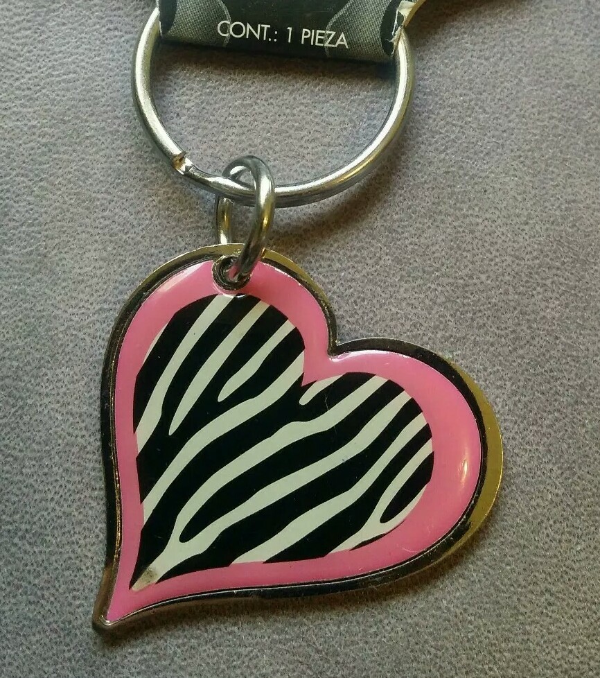 Pink Trim Zebra Striped Heart Metal Plasticolor Keychain 2010 4247 Pink Trim Zebra Striped Heart Metal Plasticolor Keychain 2010 4247