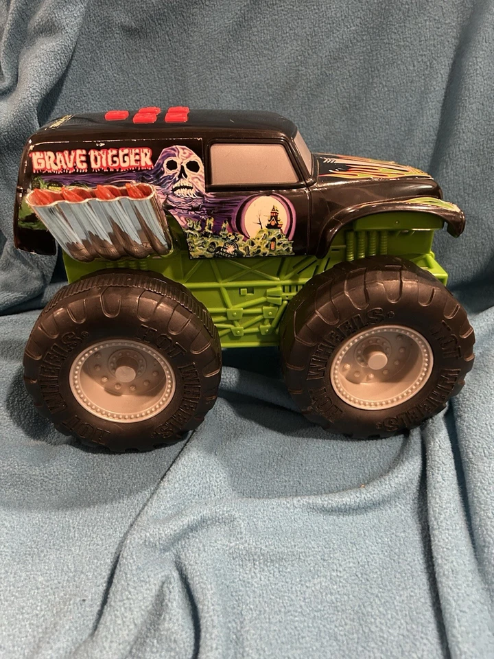 Hot Wheel 7" x11" Grave Digger Talks, Light Up, And Moves - Image 3 of 4