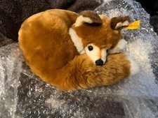 steiff fox with intact label and button lovely condition.