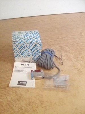 Sick Optex WT170-P115 Photoelectric Proximity Switch W/Focused Lens