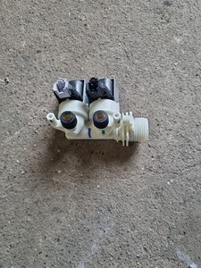 BAUKNECHT FWM 7F4  Waschmaschine Einlassventil Magnetventil Ventil