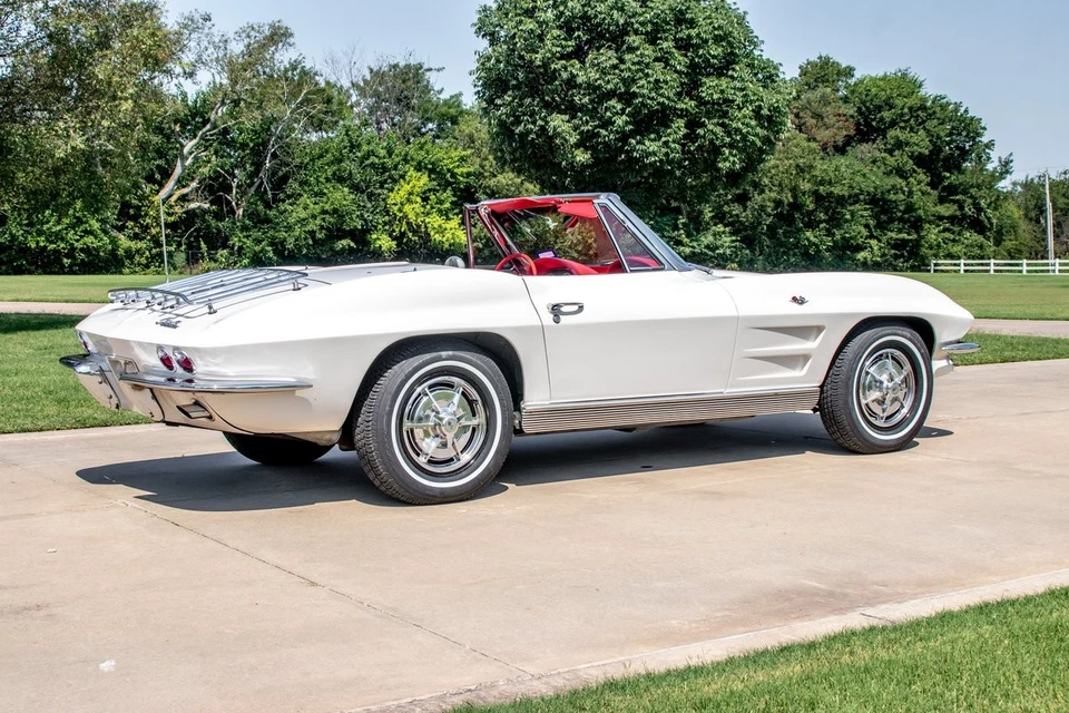 Chevrolet Corvette 1963  Foto 4 de 4