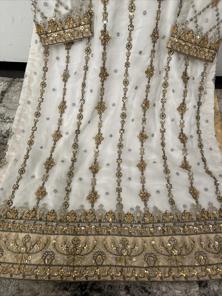 Busto paquistaní Shalwar Kameez bordado de gasa 46 con elegante Duppatta largo Foto 3 de 4