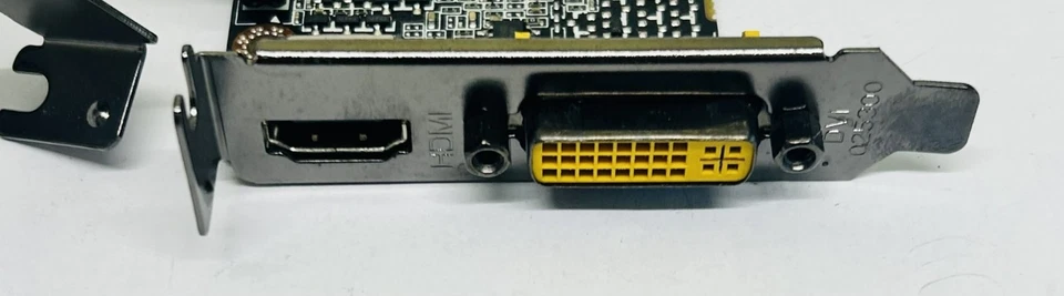 1GB Zotac Synergy NVidia GeForce 210 DVI / HDMI / VGA PCI-e Graphics Video Card - Image 4 of 4