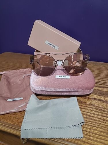Miu Miu SMU 526 Damen-Sonnenbrille goldfarben rosa schattiert 62/17 authentisch neu im Karton