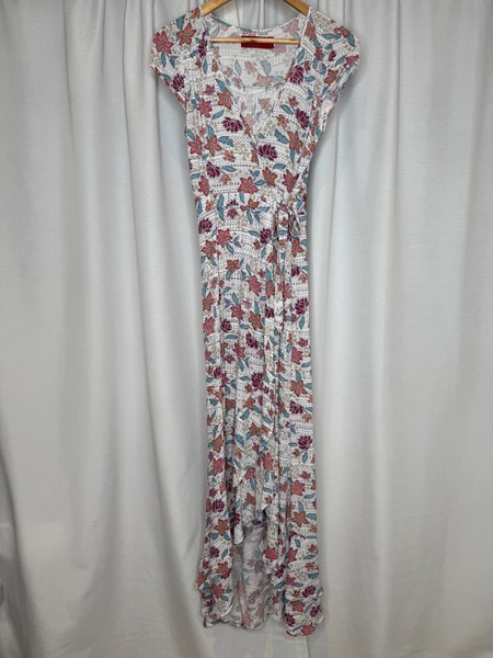 Tigerlily White Floral Print Zautla Wrap Maxi Dress 6 V Neck Cap Sleeve Boho