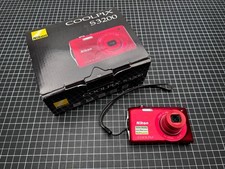 📸 Nikon Coolpix S3200 Rosso, TESTATO✅, 16,0 MP, Punta e Scatta, Y2K, Retrò