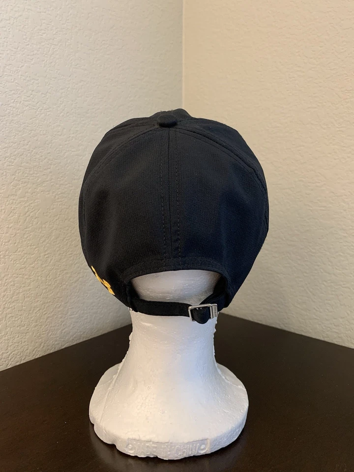 Gorra de béisbol Under Armour OSFM ajustable para mujer Project Rock negra Foto 3 de 4