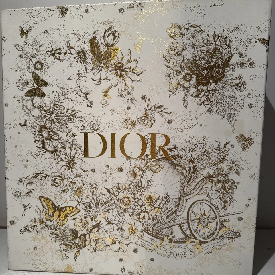 Authentic Dior 2021 Holiday Toile Gift Box – Large 16.5x15.5x7 w/ Tissue - Image 2 of 4