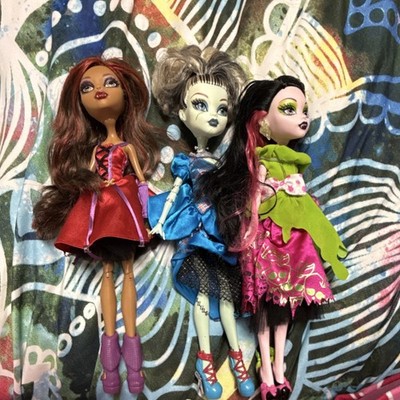 Monster High Mattel Clawdeen Wolf Frankie Stein Draculaura Scarily Ever After 