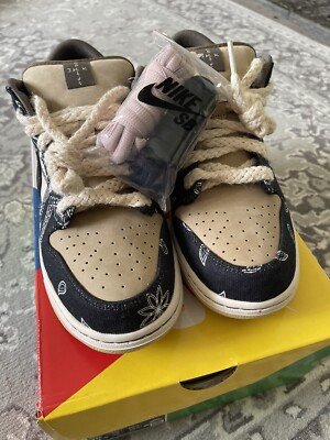 travis scott dunk sizing