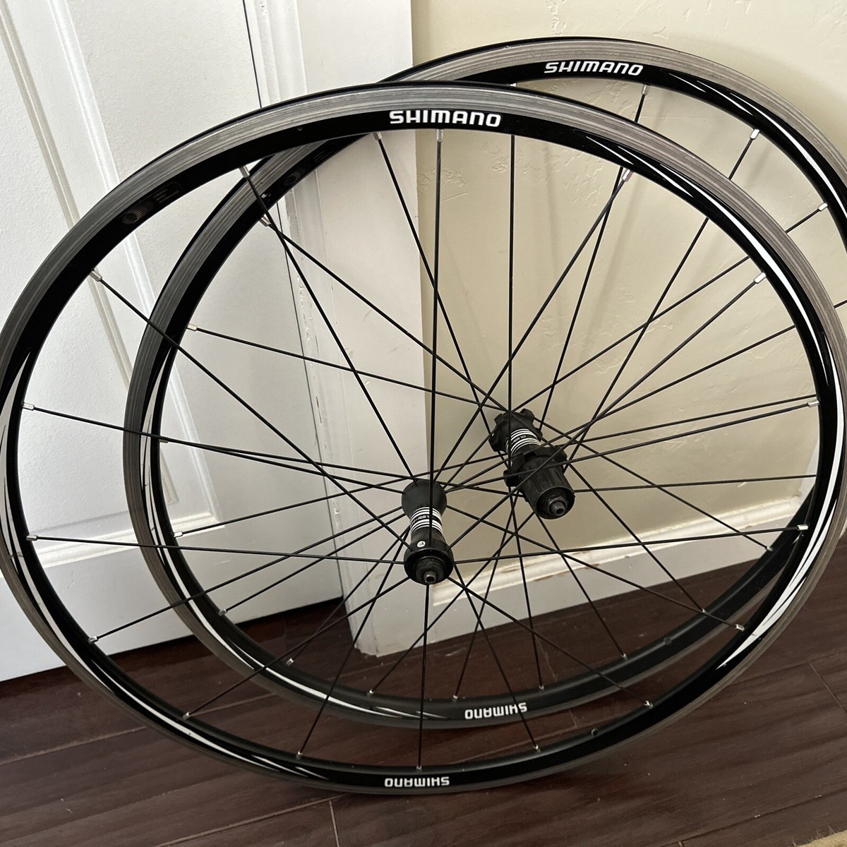 Shimano 700C WH-RS10 虫ゴムなし Shimano Rs10 Wheel Front 700c Clincher Aluminum Wh-rs10 for
