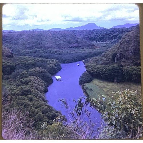 Vintage 1973 Lot of 50 Kodak Slides Travel Hawaii Luau People Ocean Coast - Imagen 7 de 15