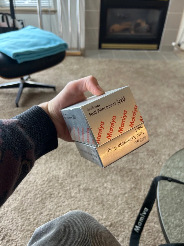 mamiya 645 pro con lente 45mm Foto 4 de 4