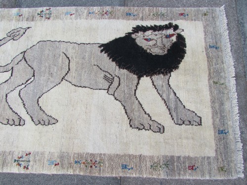 Vintage Traditional Hand Made Oriental Gabbe Wool White Rug 137x83cm Animal Lion - Picture 4 of 9