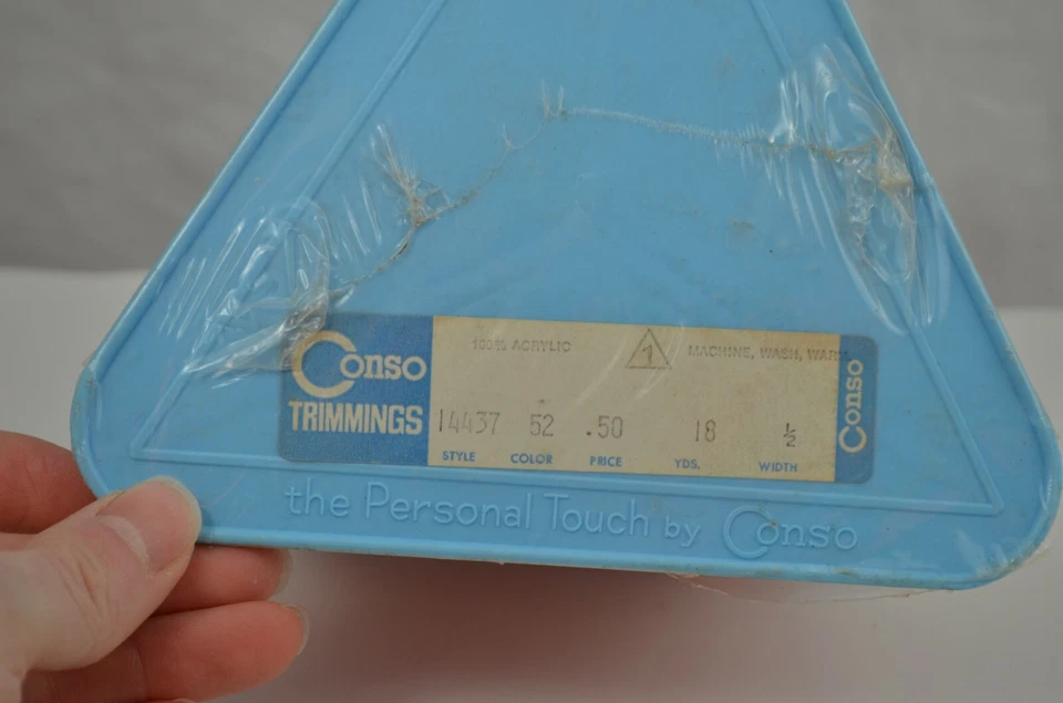 Recorte de consola vintage rojo naranja 18 yardas 1/2 pulgada 14437 NOS 100 % acrílico Foto 2 de 4