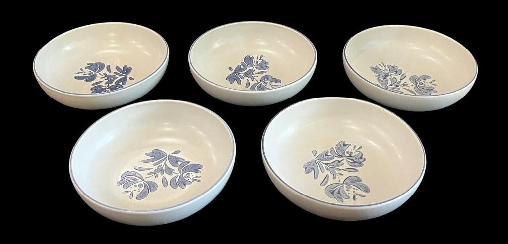 Vintage Pfaltzgraff Yorktowne Blue Dishes 149 pc HUGE Dinnerware Collection Set