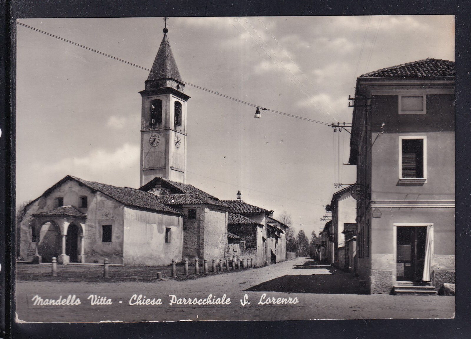 Cartolina Mandello Vitta Chiesa Parrocchiale S. Lorenzo U458