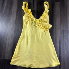 Selfie Leslie Mini Prom Dress Size Medium Lemon Yellow Sleeveless Ruffled V-Neck