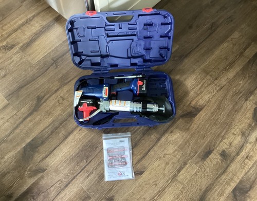 LINCOLN 1400 CORDLESS POWER LUBER GREASE GUN 14.4V W / 2 BATTERIES & CASE