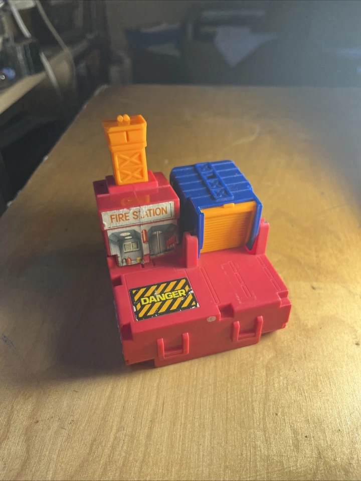Transformers G1 1989 Micromasters HOT HOUSE BASE SOLO BUEN ESTADO MUY RARO Foto 2 de 4
