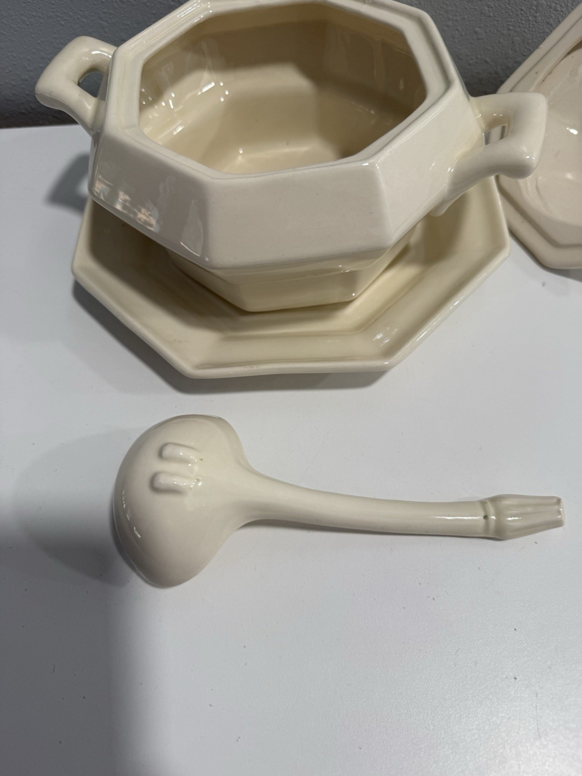 Vintage Off-White Ceramic Soup Tureen Bowl With Underplate, Lid and Ladle. thumbnail 4